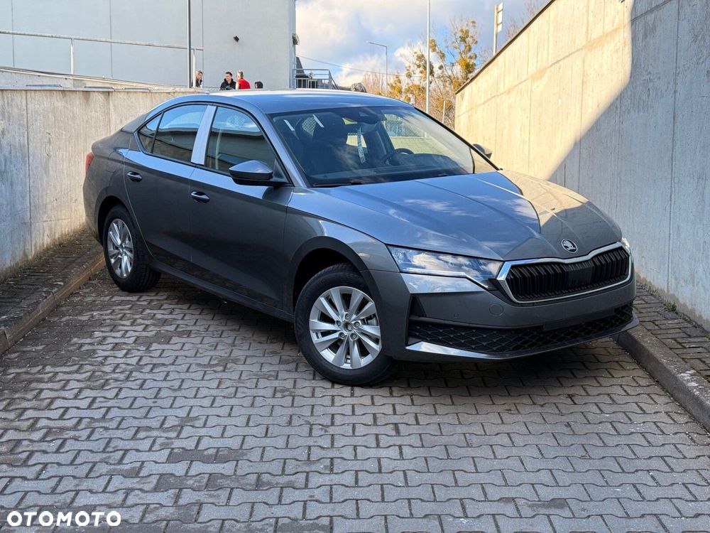 Skoda Octavia 1.5 TSI mHEV Drive Essence DSG - 3