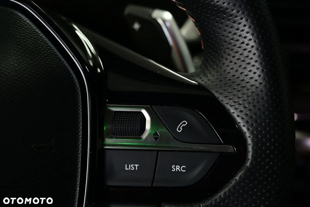 Peugeot 3008 1.6 PureTech Hybrid4 PHEV GT S&S EAT8 - 29