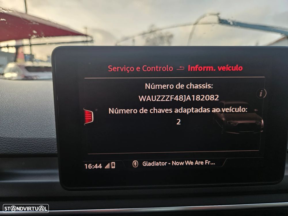 Audi A4 Avant 2.0 TDI Design S tronic - 46