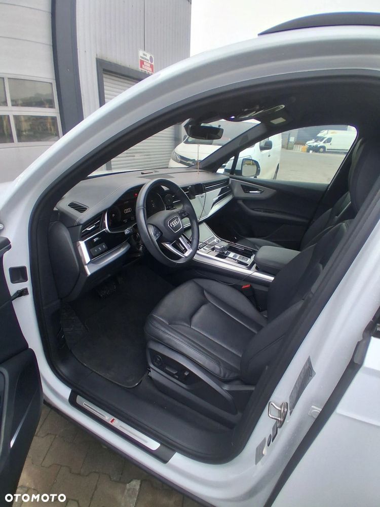 Audi Q7 - 18
