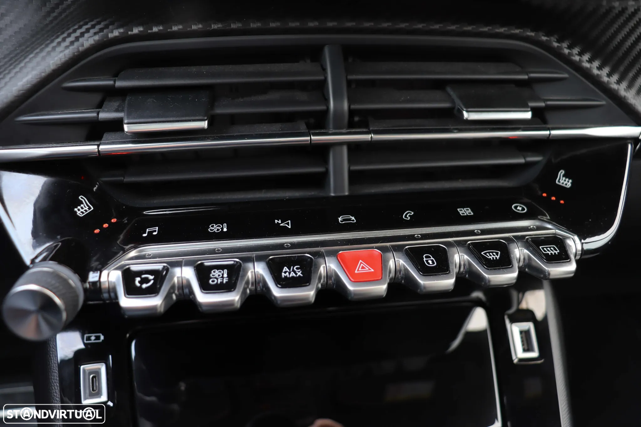 Peugeot e-2008 50 kWh GT Pack - 17