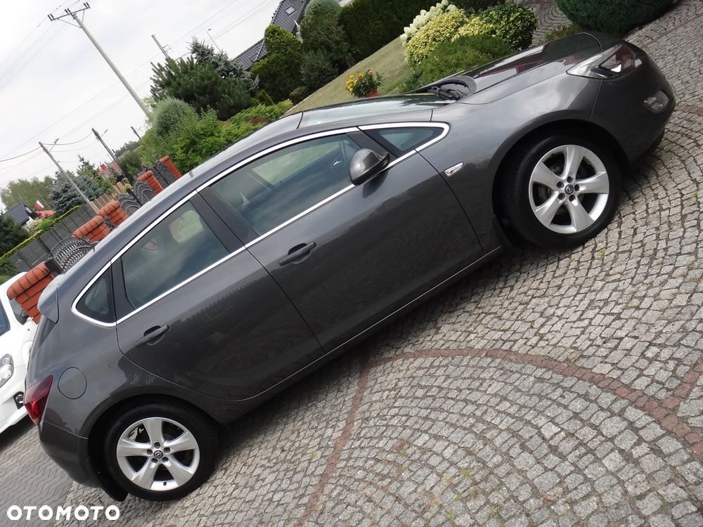 Opel Astra 1.6 Edition Sport - 23