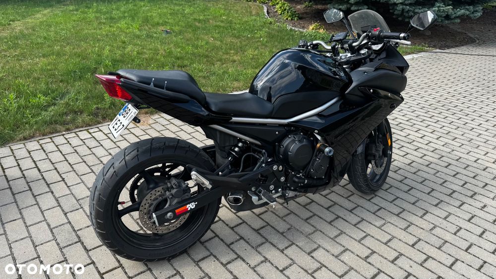 Yamaha FZ6 - 2