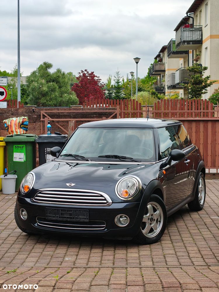MINI Cooper Standard - 24