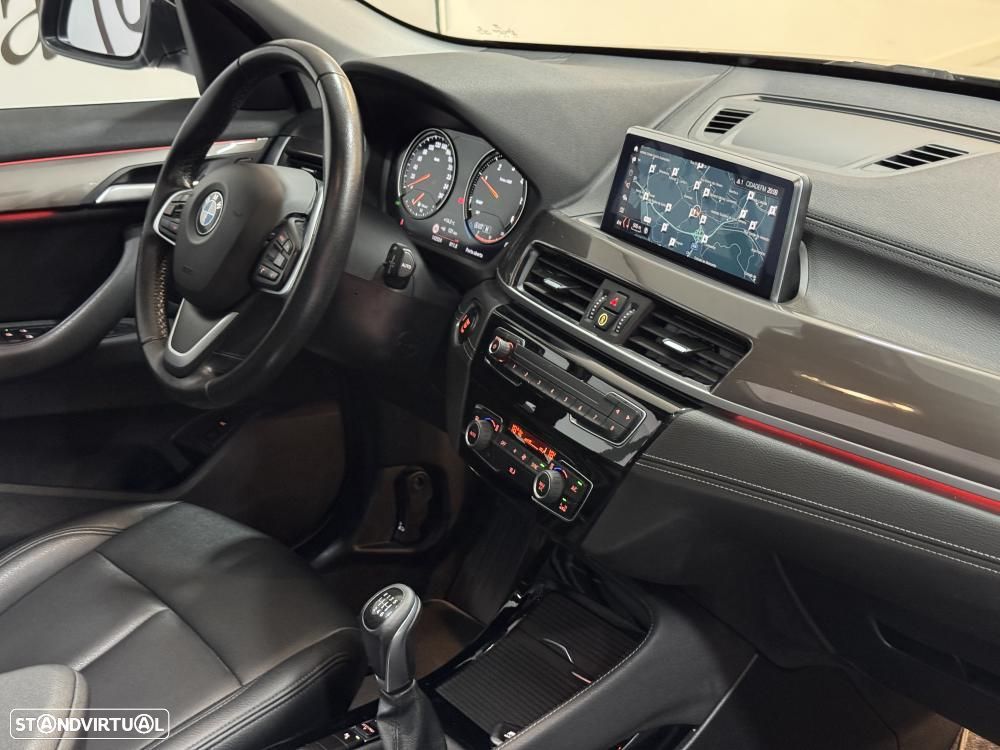 BMW X1 16 d sDrive xLine - 38