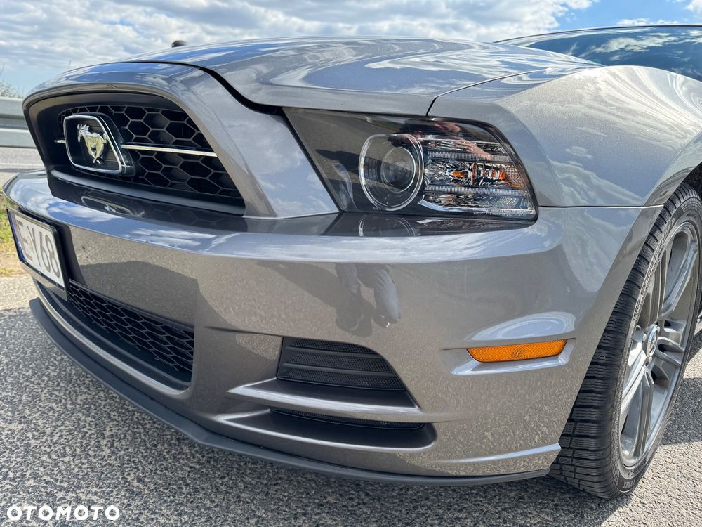 Ford Mustang 3.7 V6 Premium - 30