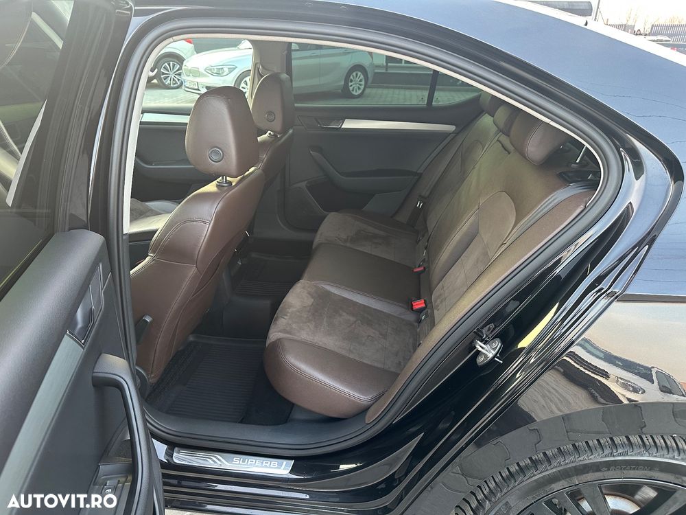 Skoda Superb 2.0 TDI DSG Style - 16