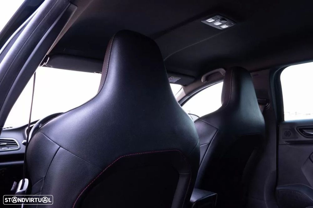 Renault Mégane 1.5 Blue dCi R.S. Line EDC - 23