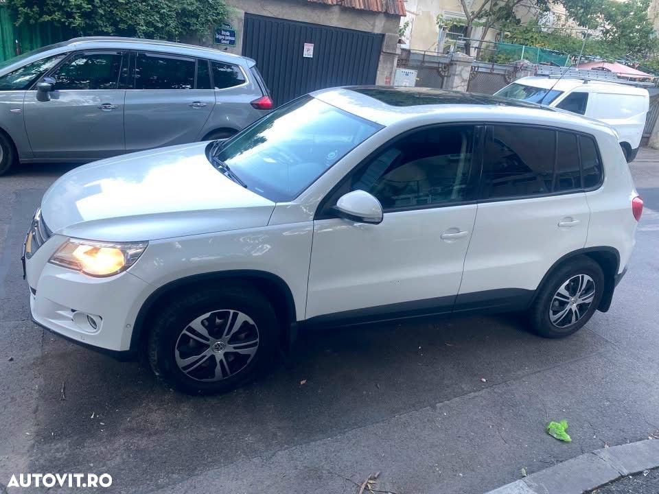 Volkswagen Tiguan - 30