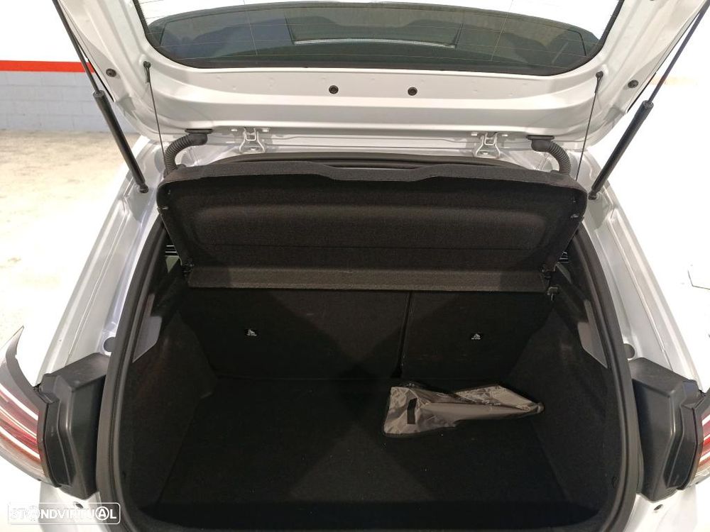 Peugeot 208 1.2 Style - 9