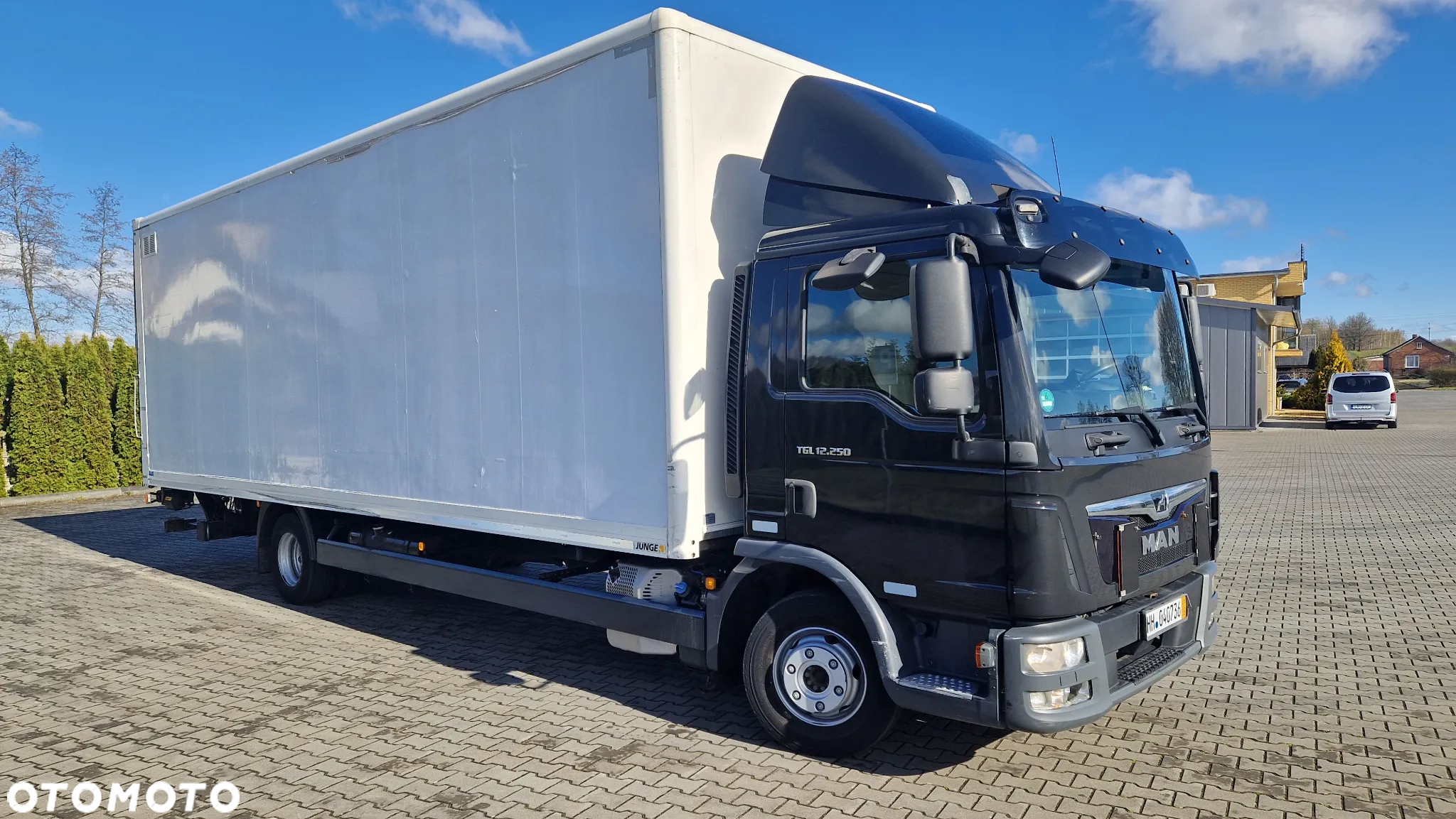 MAN TGL 12.250 z Niemiec  winda - 15