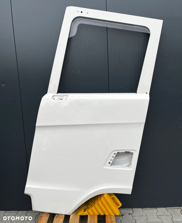 DRZWI SCANIA LEWE S NGS