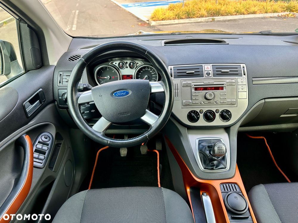 Ford Kuga 2.0 TDCi Titanium - 29