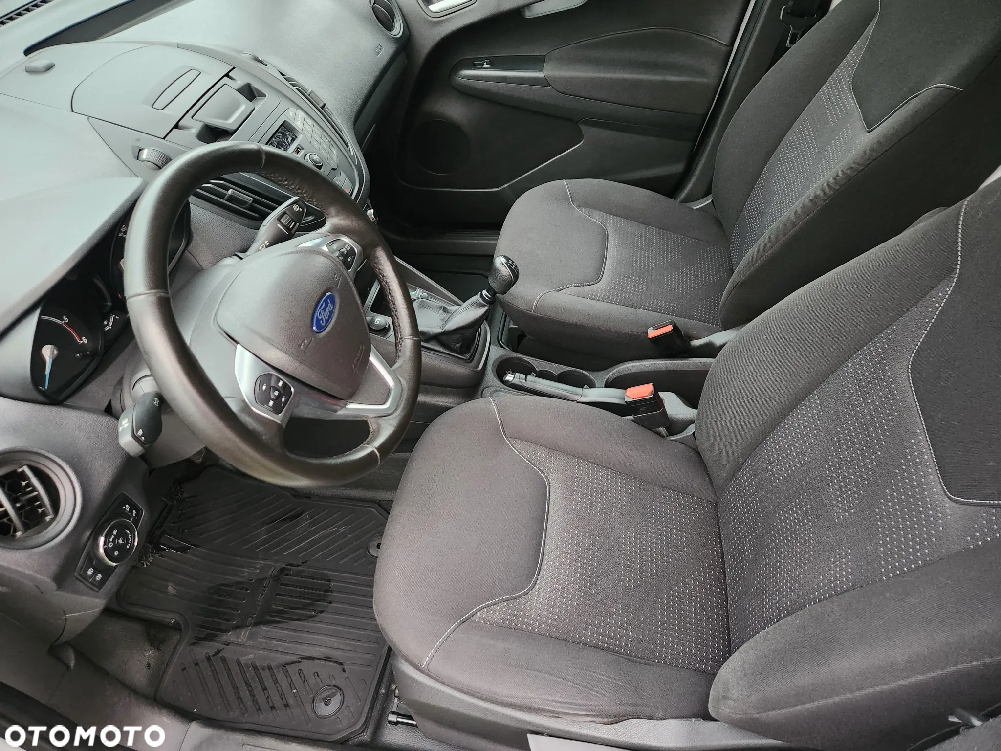 Ford TRANSIT COURIER - 19