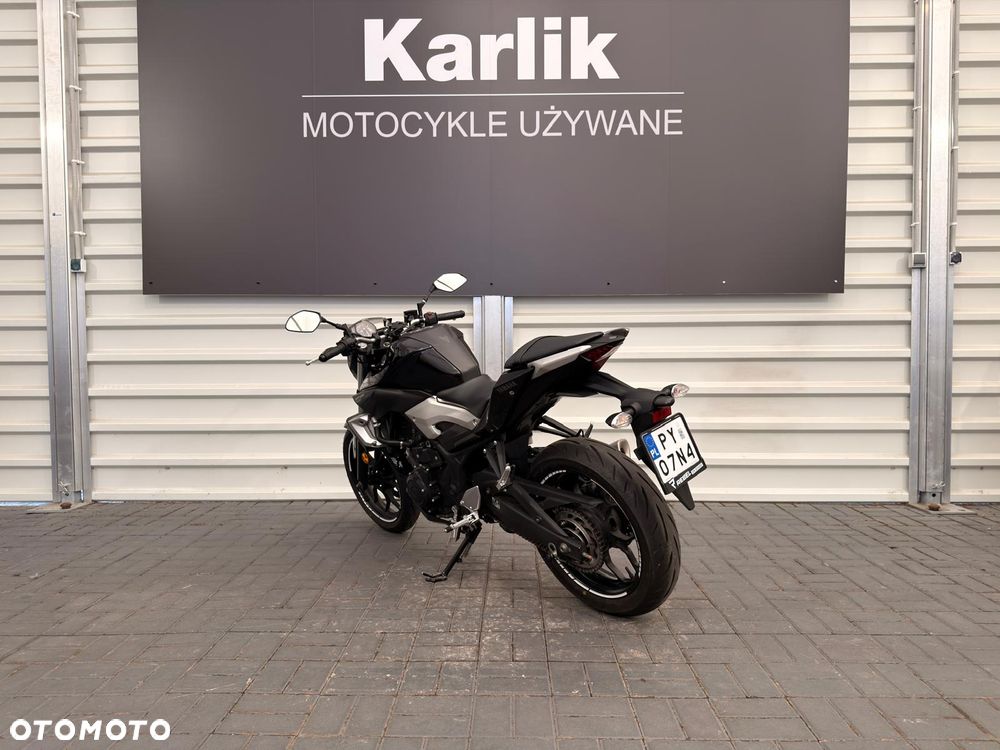 Yamaha MT - 4