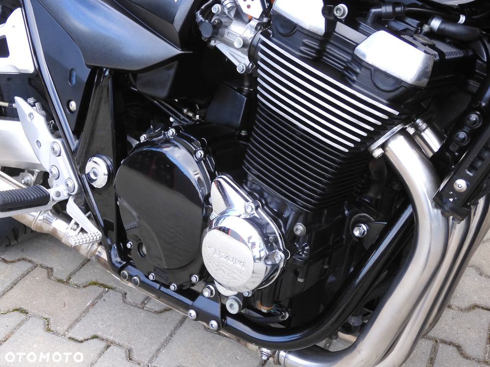 Suzuki GSX - 5