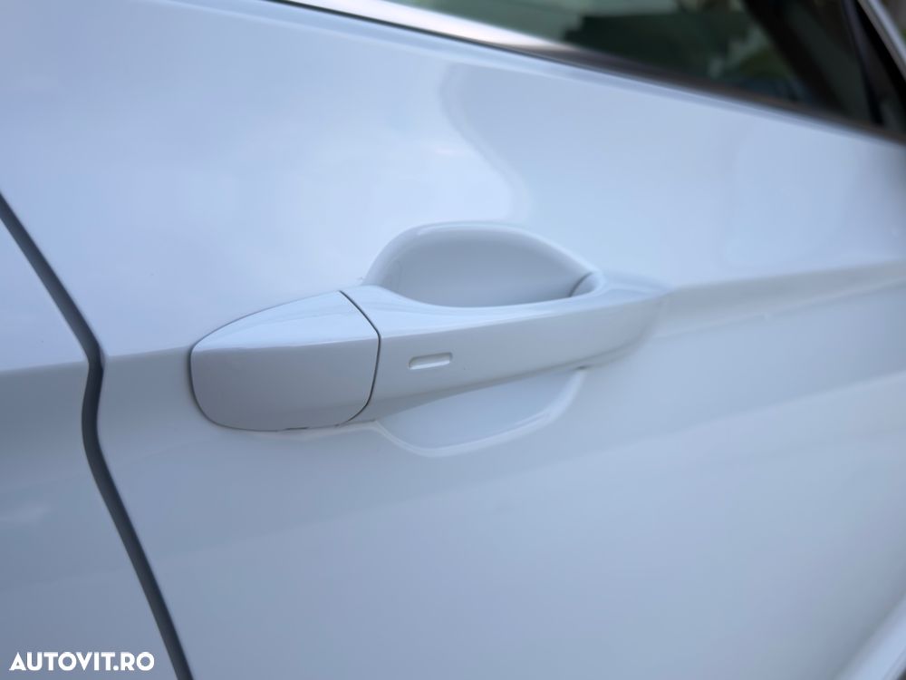 Volkswagen Passat 2.0 TDI DSG Business - 11
