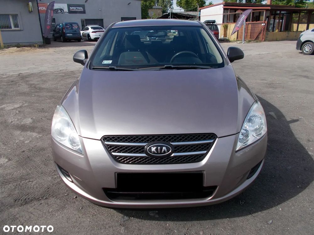Kia Ceed 1.4 Comfort - 7