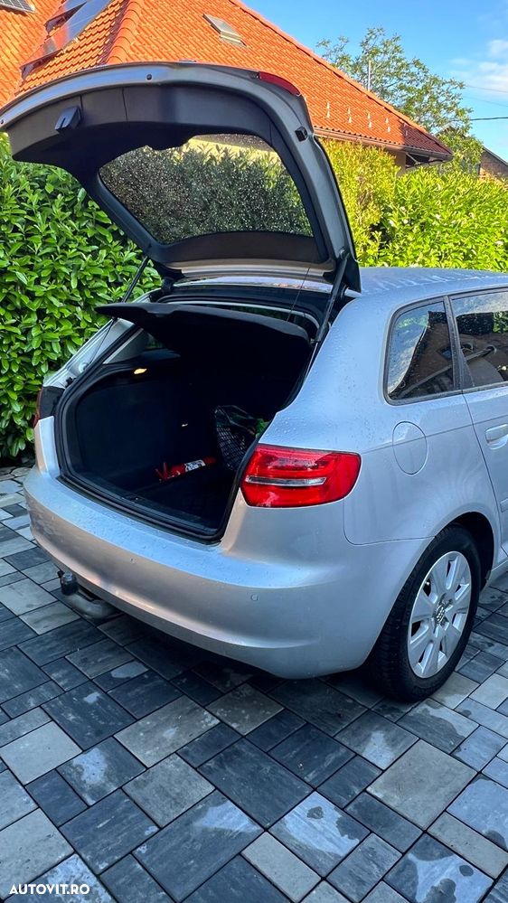 Audi A3 Sportback 1.6 Attraction - 8