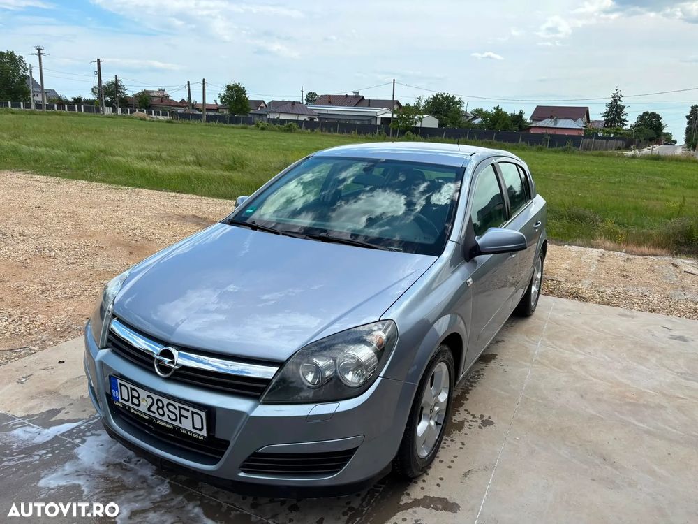 Opel Astra 1.6i Sport - 10