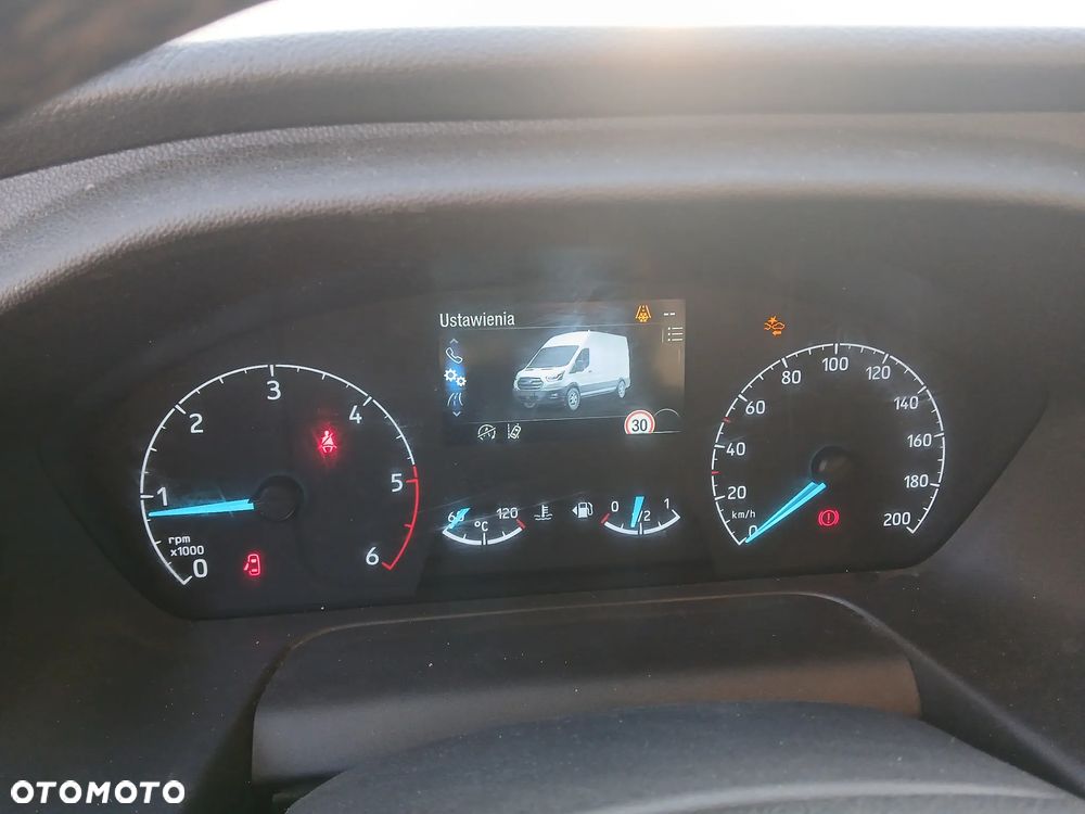 Ford Transit - 15