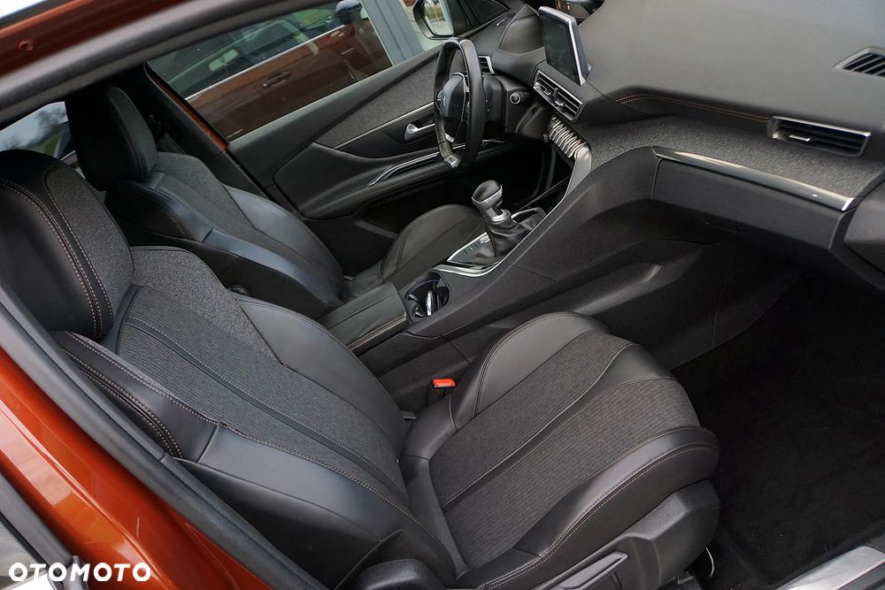 Peugeot 3008 HDi 150 Business-Line - 26