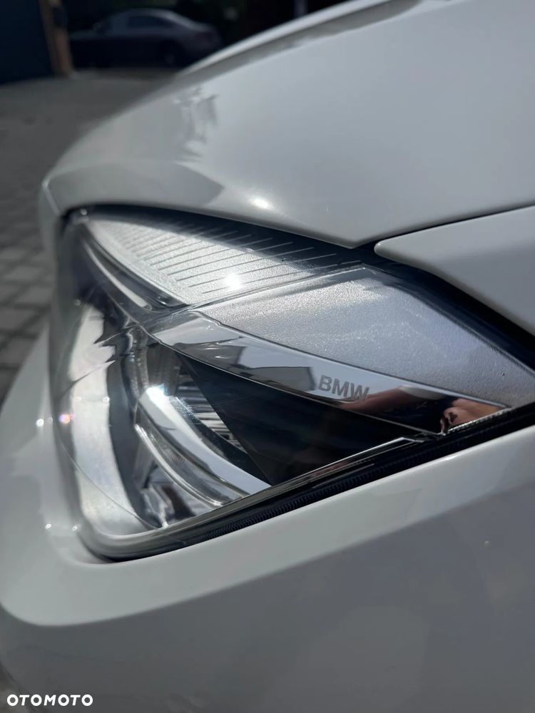 BMW X1 xDrive28i Sport Line - 13