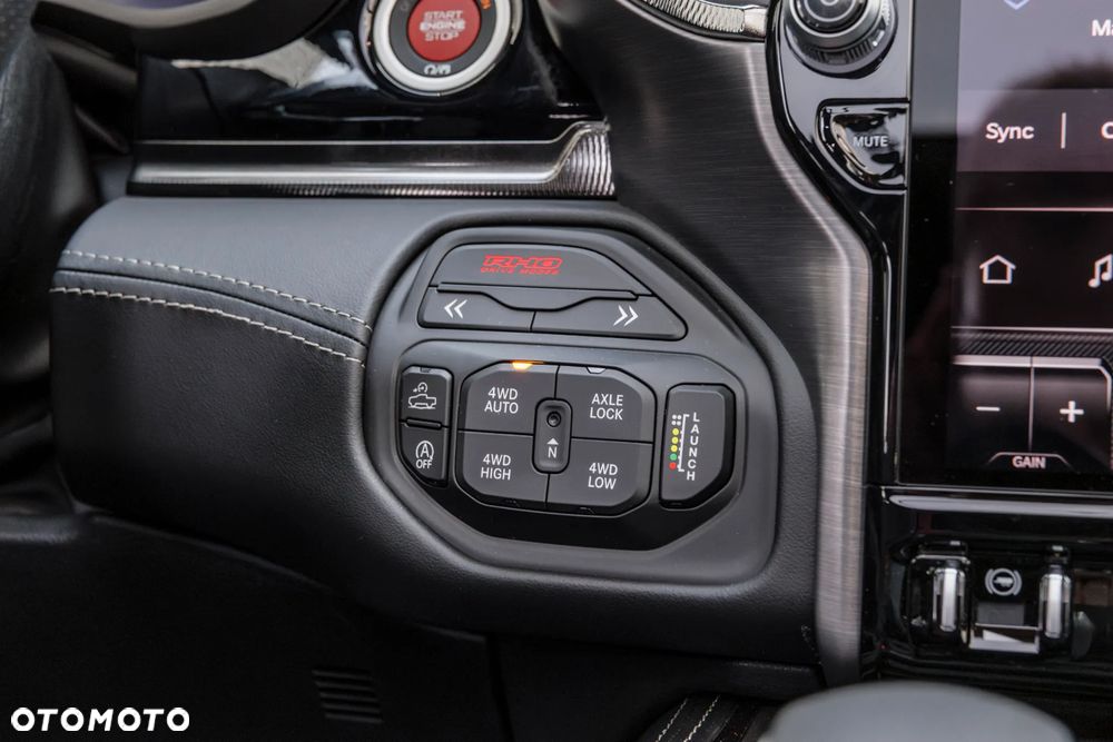 RAM 1500 RHO - 34