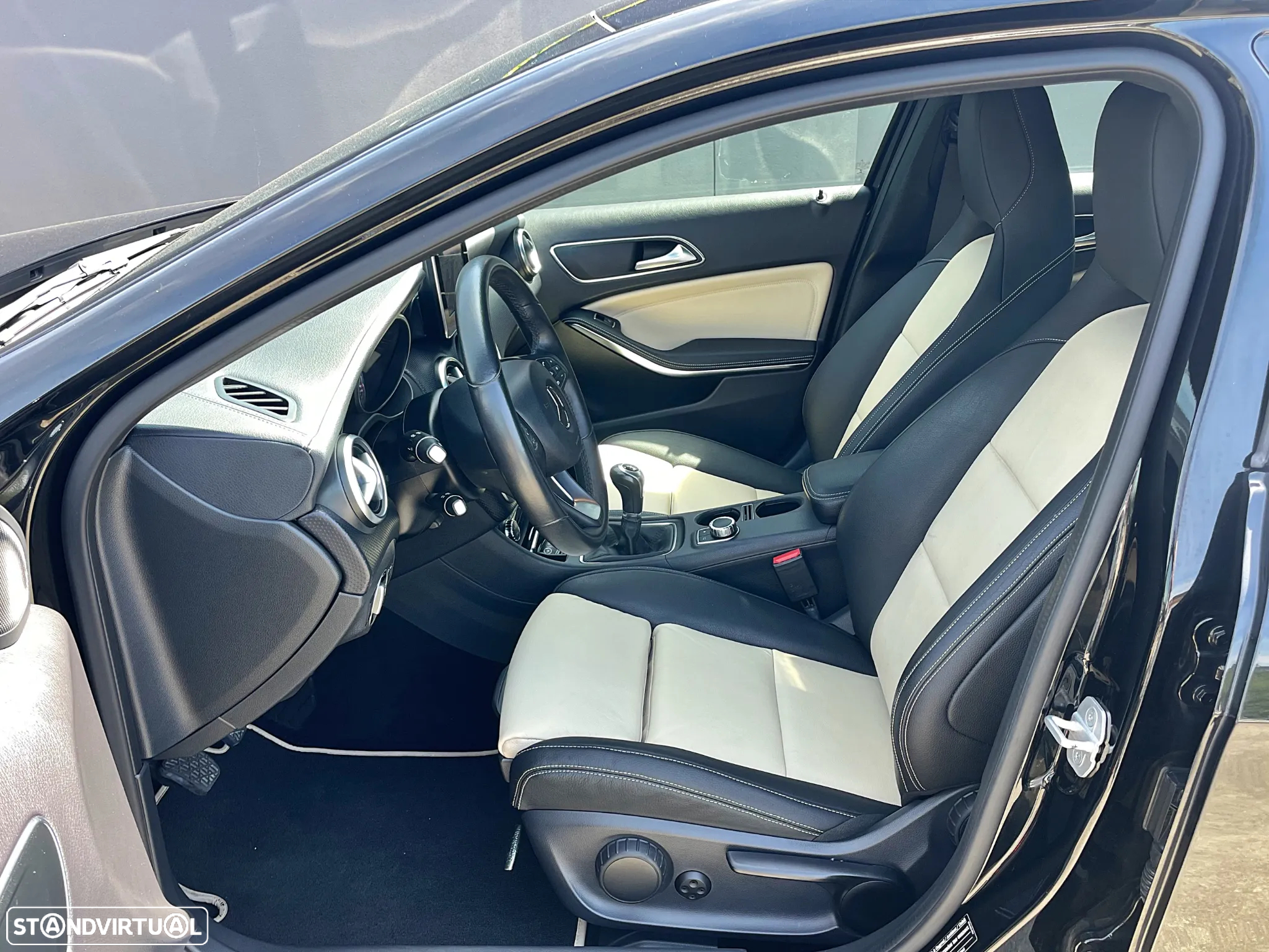Mercedes-Benz A 180 d Style - 17