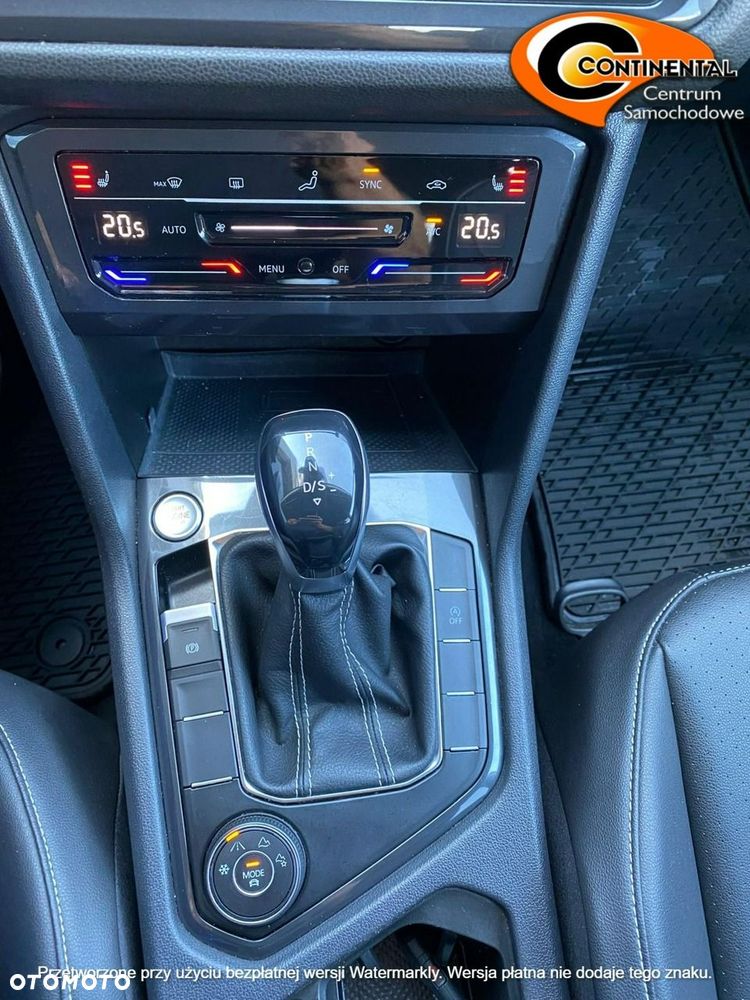 Volkswagen Tiguan - 17