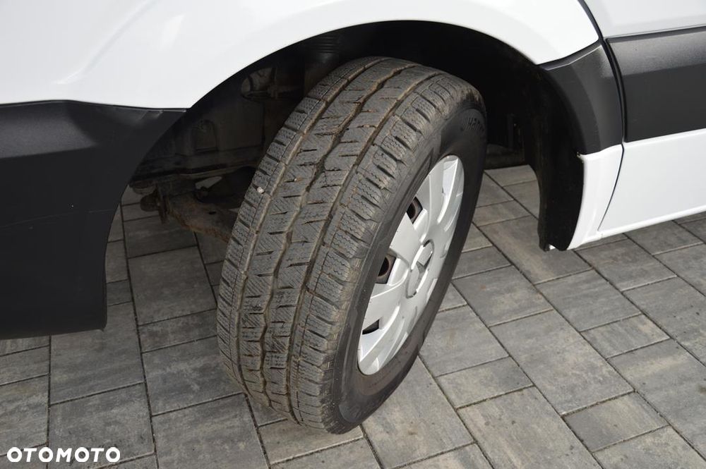 Mercedes-Benz Sprinter - 37