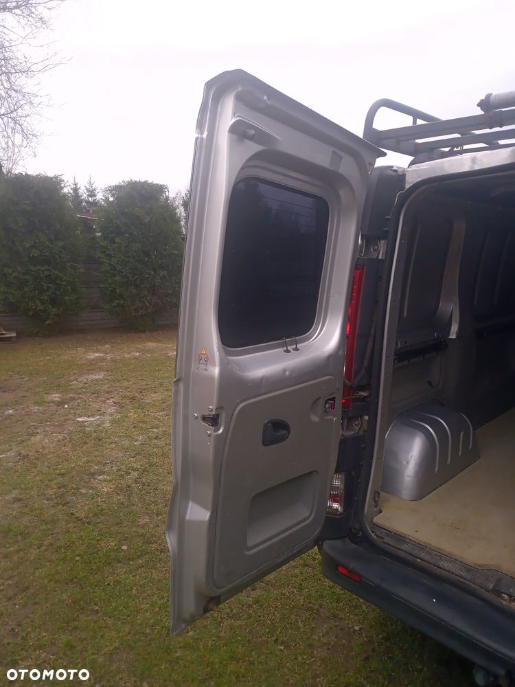 Renault Traffic - 12