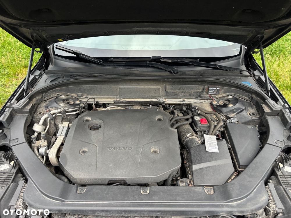 Volvo XC 60 B4 D AWD Momentum Pro - 29