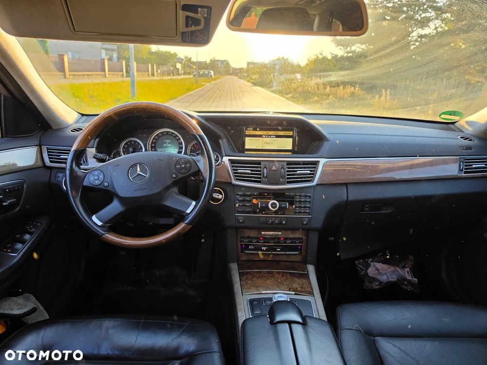 Mercedes-Benz Klasa E 350 CGI BlueEffICIENCY Avantgarde - 9