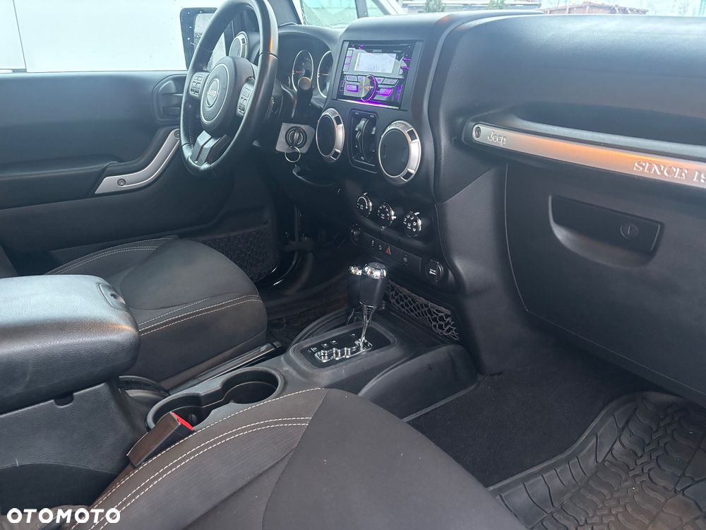 Jeep Wrangler Unlimited 3.6 Automatik Rubicon X - 7