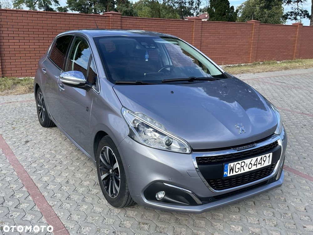 Peugeot 208 1.2 PureTech GPF Allure S&S EAT6 - 1
