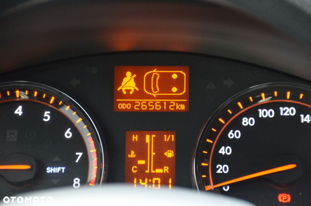 Toyota Avensis 1.8 Edition - 32