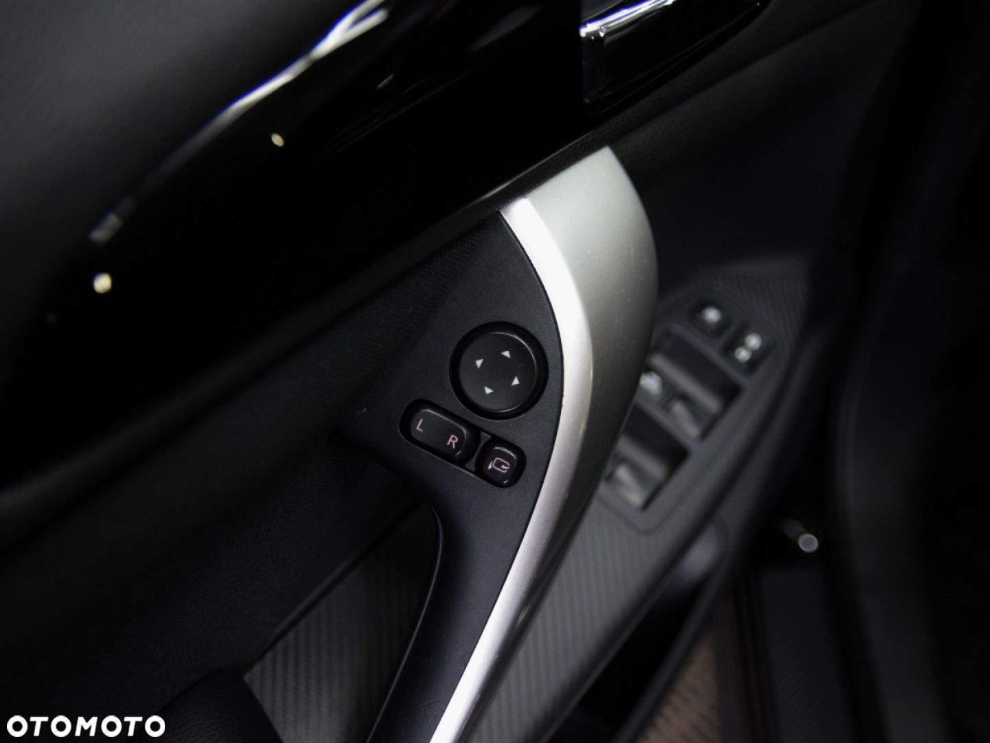 Mitsubishi Eclipse Cross - 21