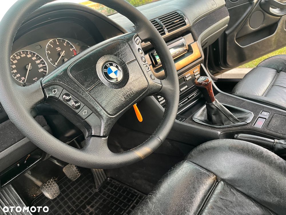 BMW Seria 5 - 15