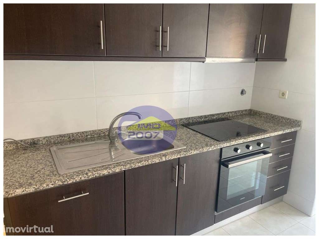 Apartamento T2 em Canelas - Grande imagem: 4/18