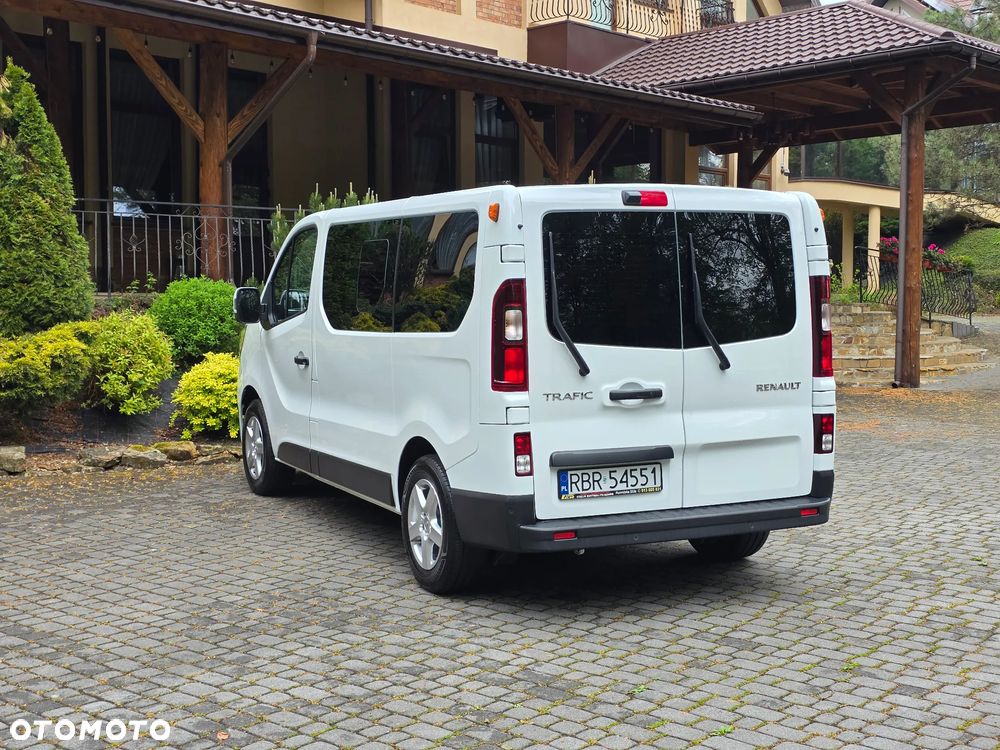 Renault Trafic - 10