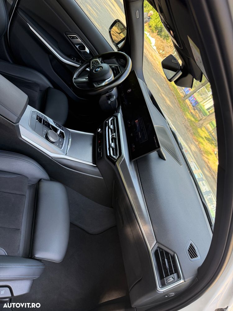 BMW Seria 3 2023 — imagine 21