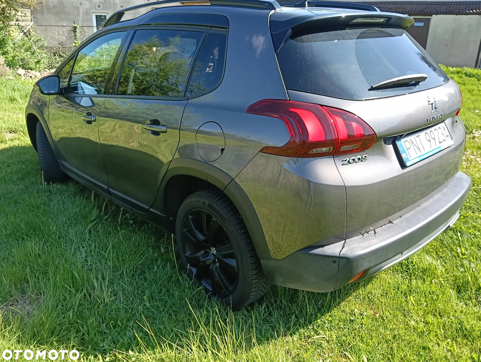 Peugeot 2008 - 5