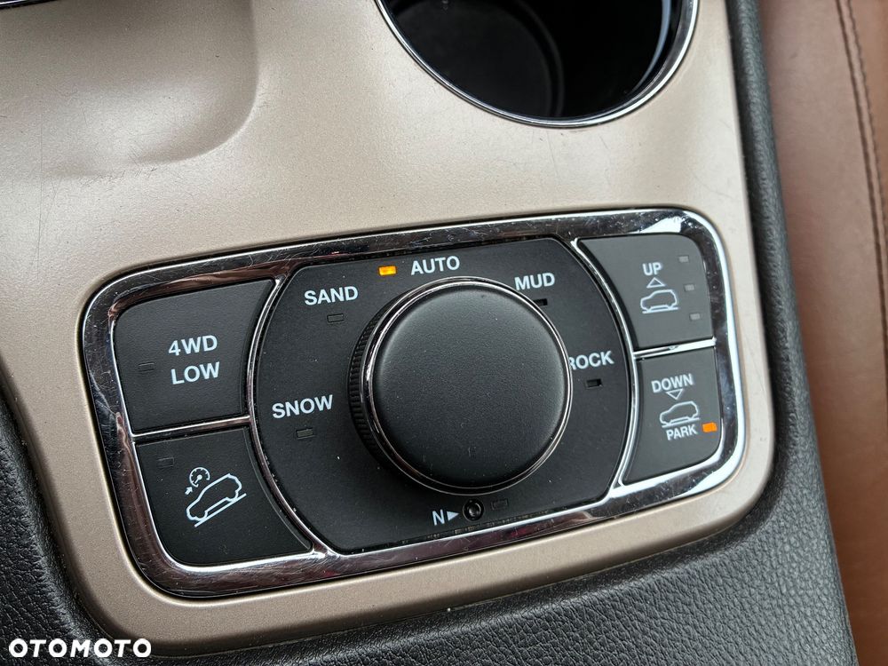 Jeep Grand Cherokee 3.0 CRD Summit - 27