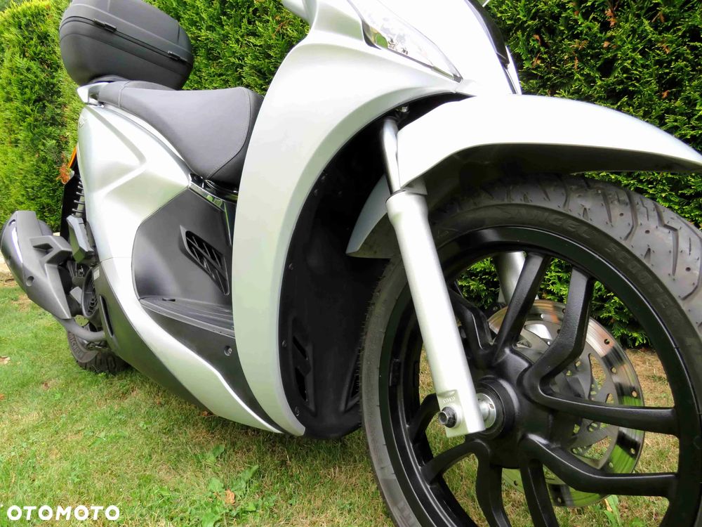 Kymco People - 6