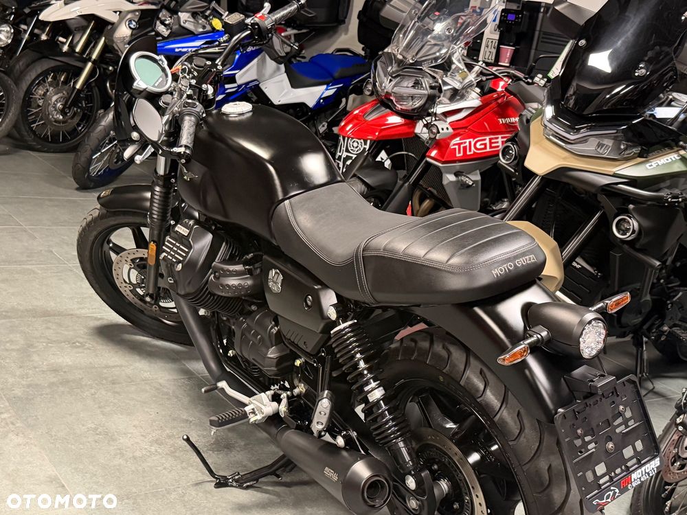 Moto Guzzi V7 - 31