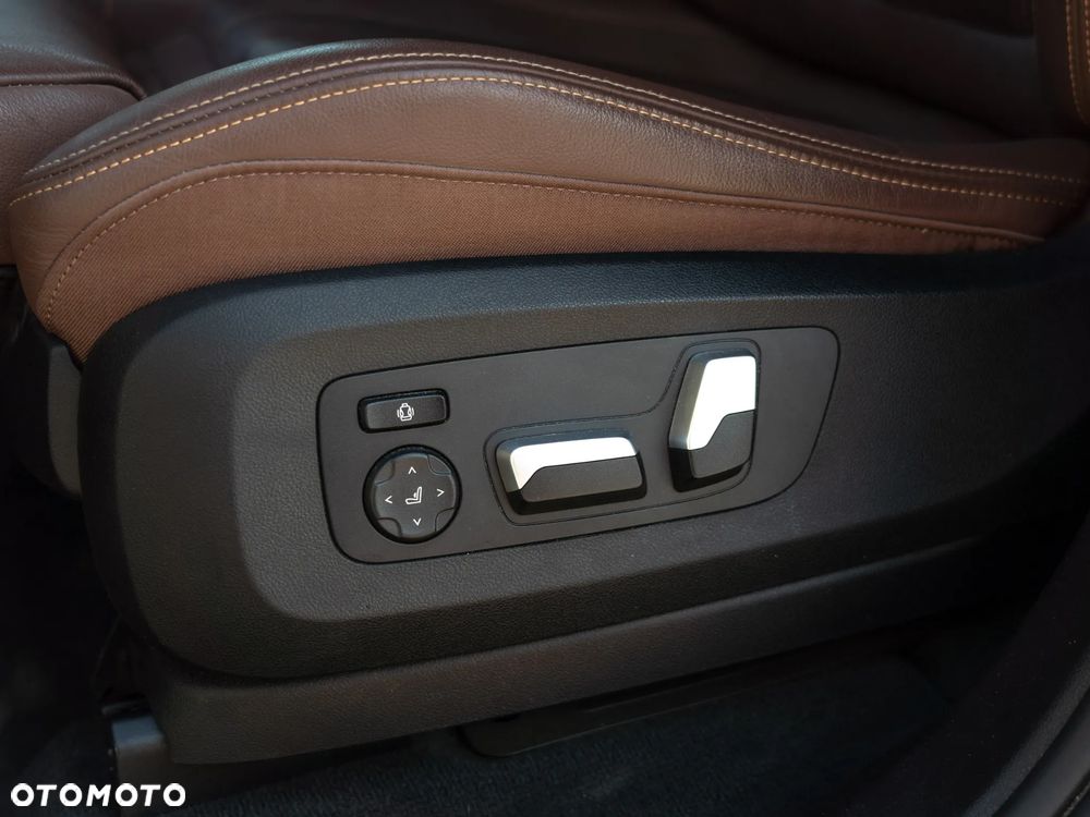 BMW X5 xDrive45e - 23