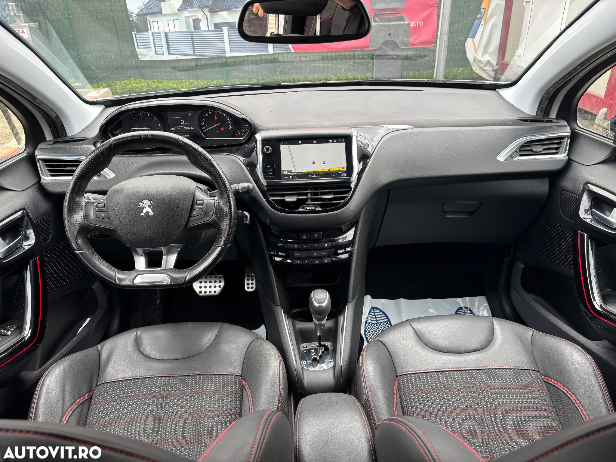 Peugeot 208 1.2 L PureTech Turbo Allure Aut. - 7
