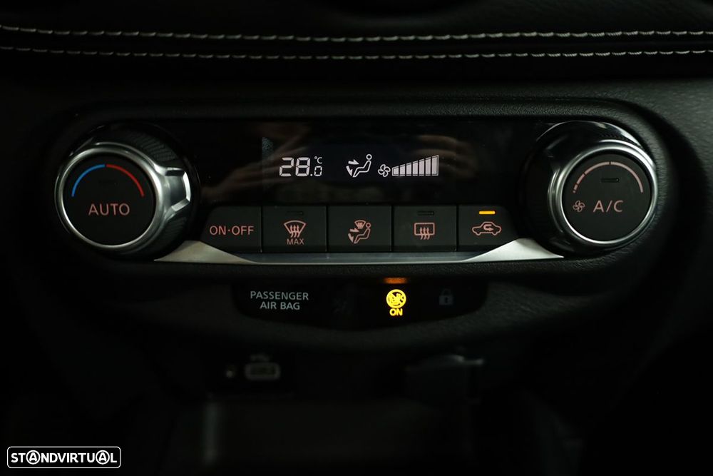 Nissan Juke 1.0 DIG-T N-Connecta DCT - 13