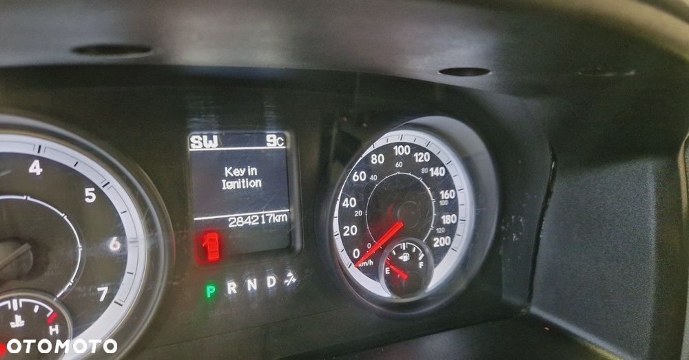 Dodge RAM 5.7 4x4 - 13